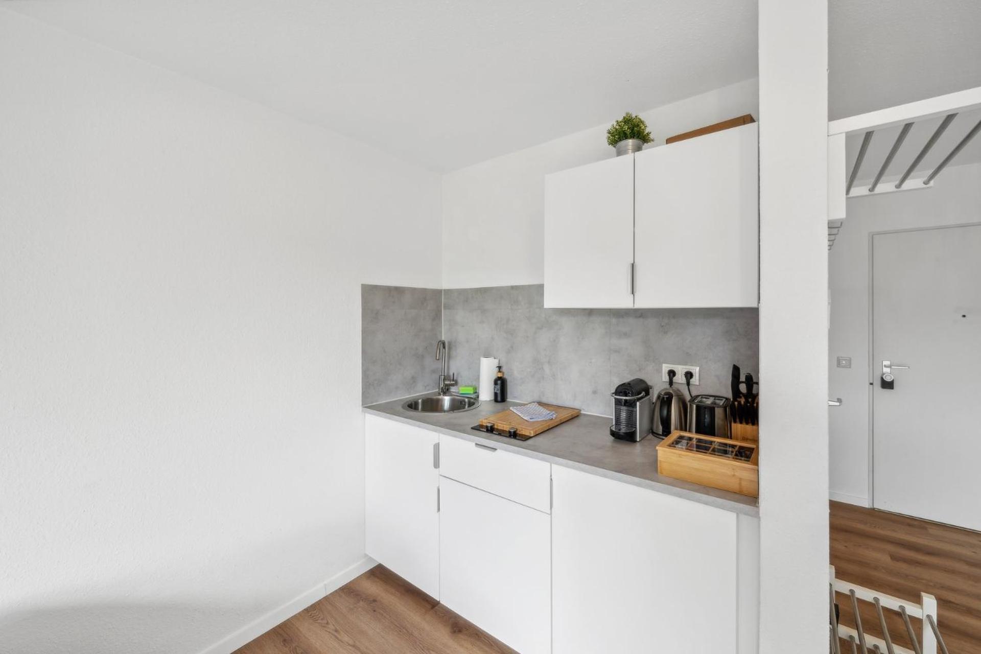 Andriss - Study & Work Apartments - Wifi - Kitchen 凯撒斯劳滕 外观 照片