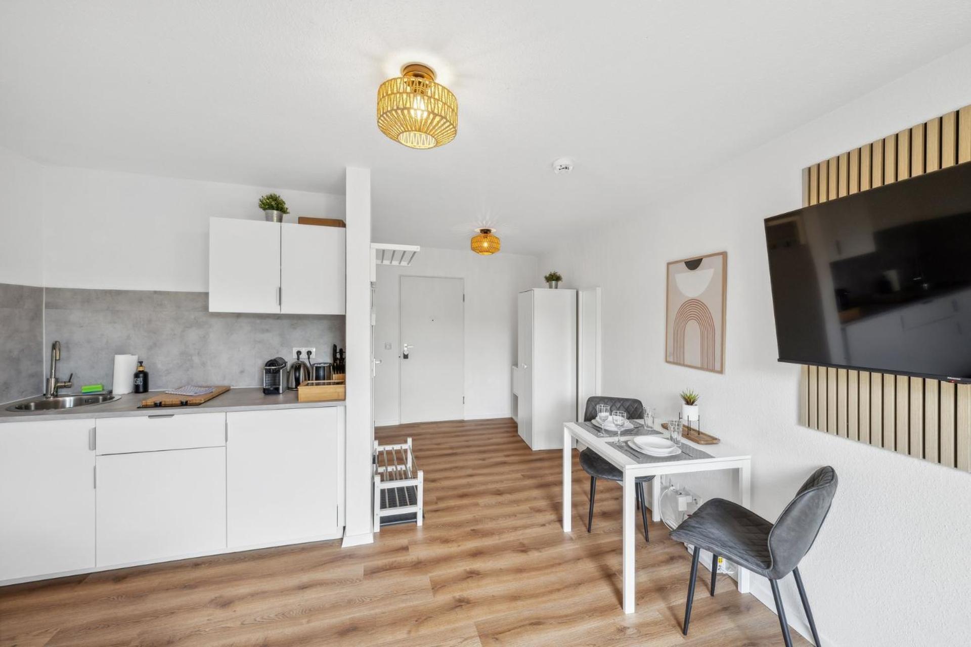 Andriss - Study & Work Apartments - Wifi - Kitchen 凯撒斯劳滕 外观 照片