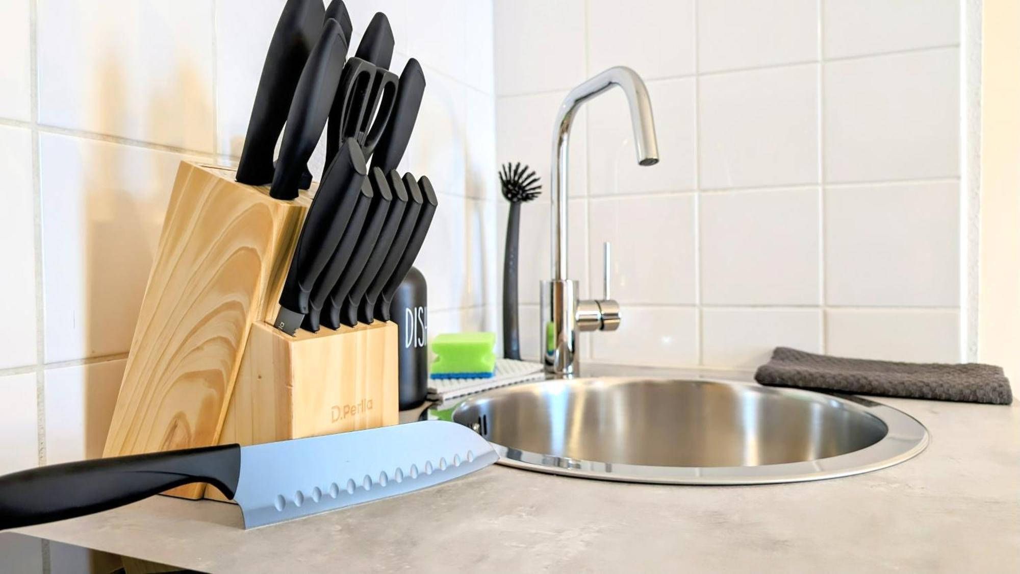 Andriss - Study & Work Apartments - Wifi - Kitchen 凯撒斯劳滕 外观 照片